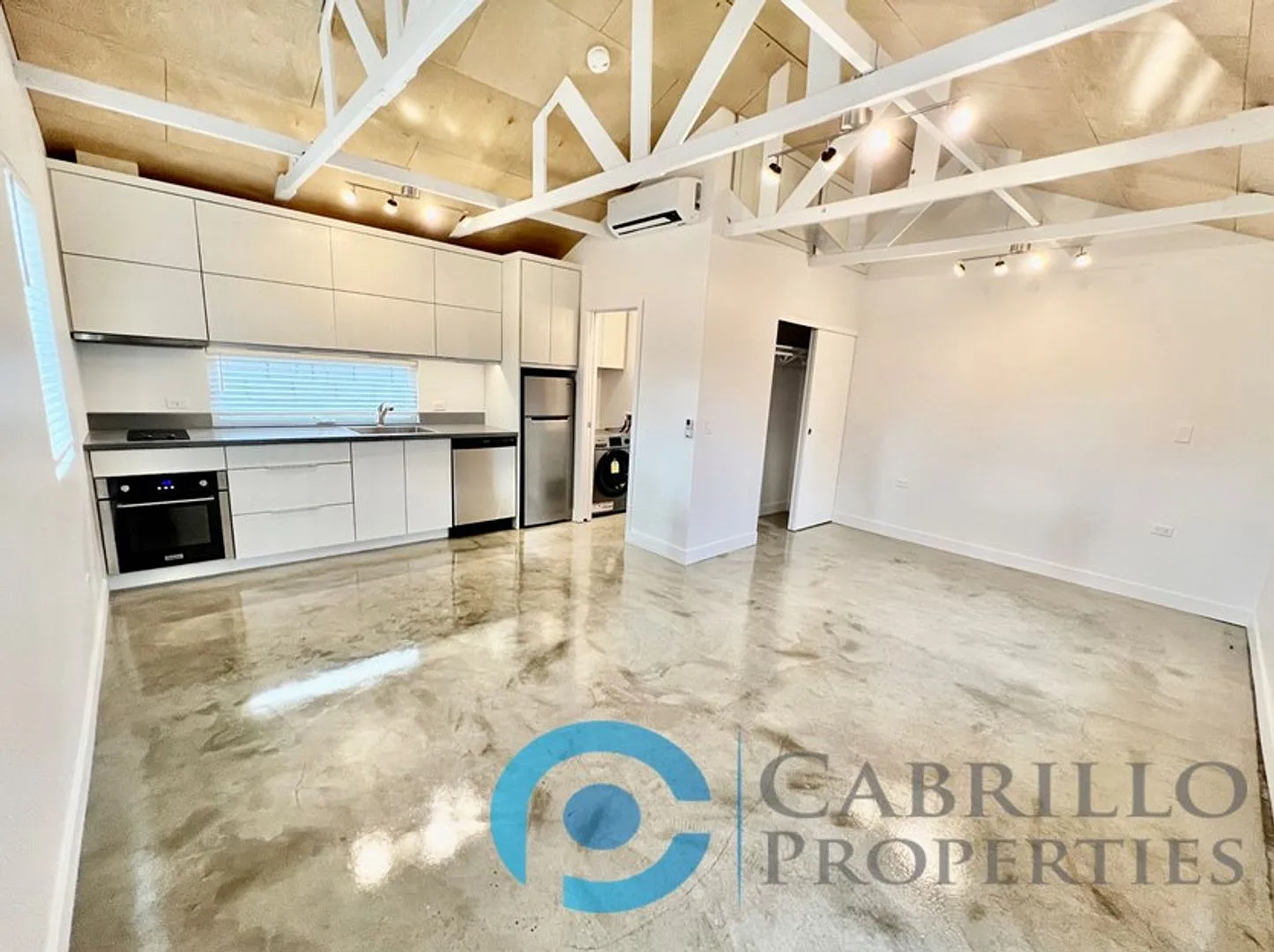 Studio, 1.0 bath, 400 sqft, $1,995 — Photo 4