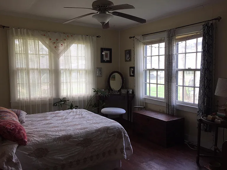 127 Louisa Blvd — Photo 3