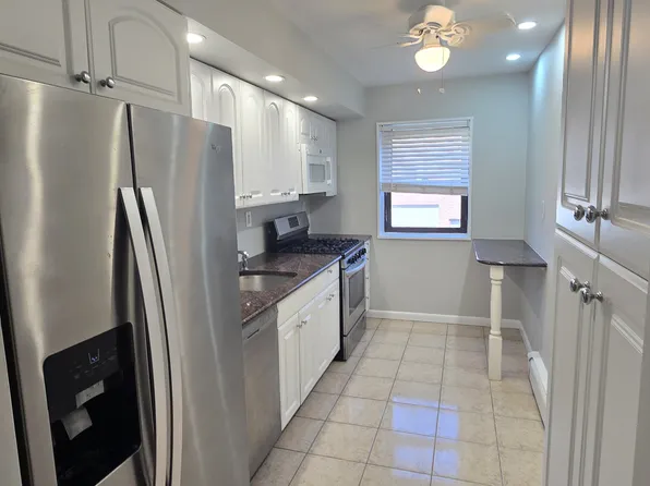 220 Prospect Ave APT 1B, Hackensack, NJ 07601