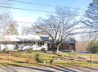 24 Dick Finn Rd, New Fairfield, CT 06812