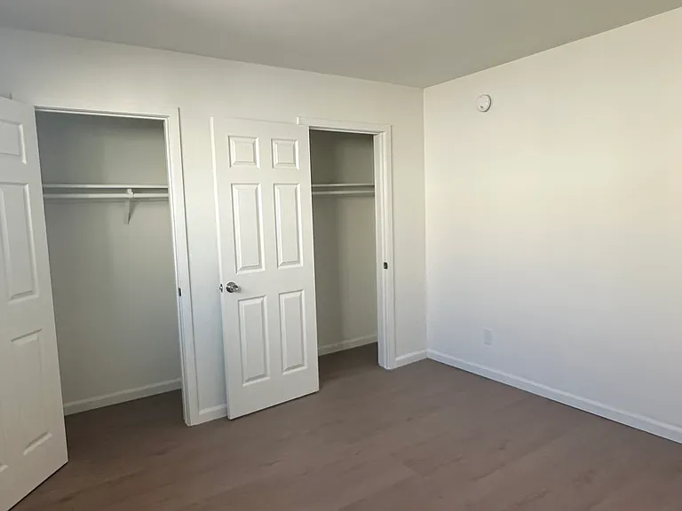 1724 Barry Ave #5 — Photo 10