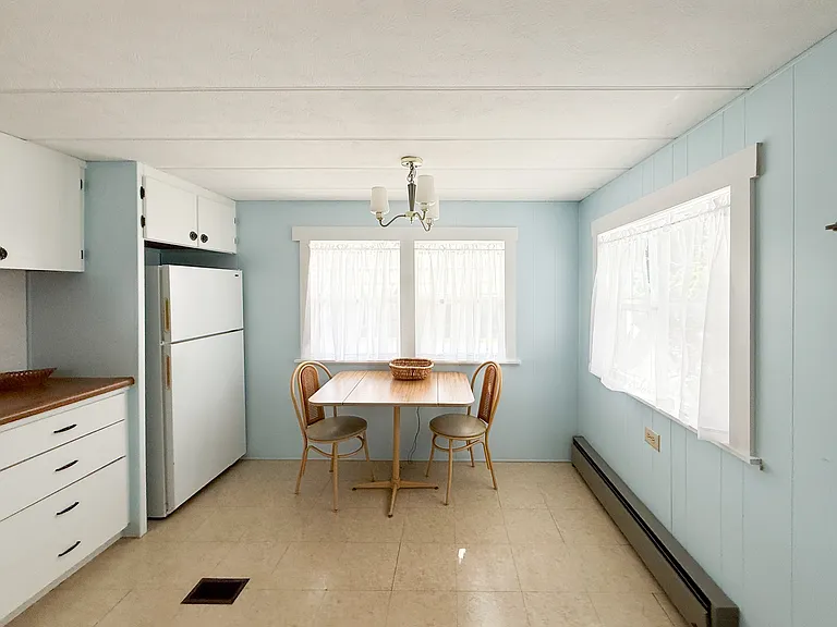 37039 Karen Ave — Photo 5