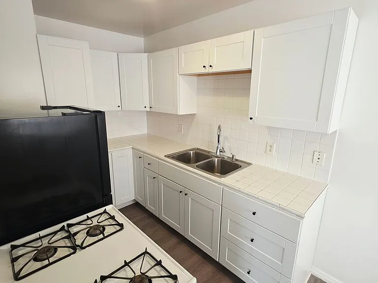 416 Fischer St. — Photo 6