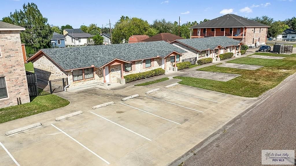 604 W 6th St #8-9, Los Fresnos, TX 78566 | Zillow