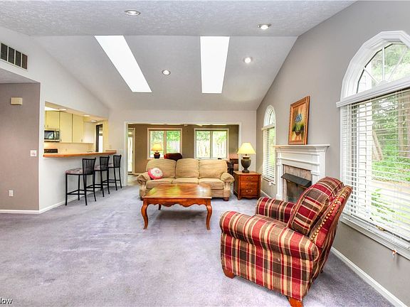 4th image of 5207 Parkhurst Dr