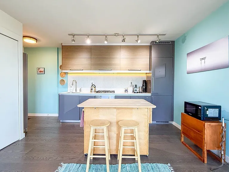 189 Keefer St #505 — Photo 6