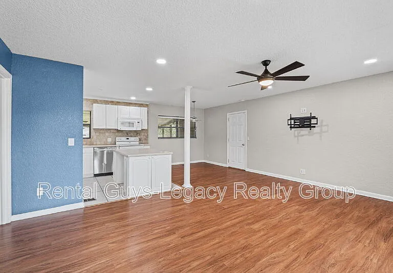 3872 Marianna Rd — Photo 3
