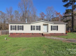 4363 Dry Pond Ln, Conover, NC 28613
