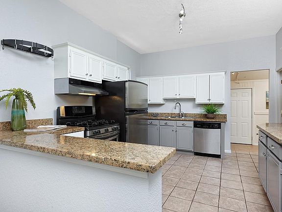 4th image of 1749 W 36th Ave