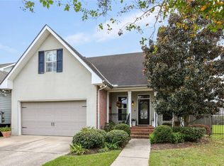 332 Harrison Ave, New Orleans, LA 70124