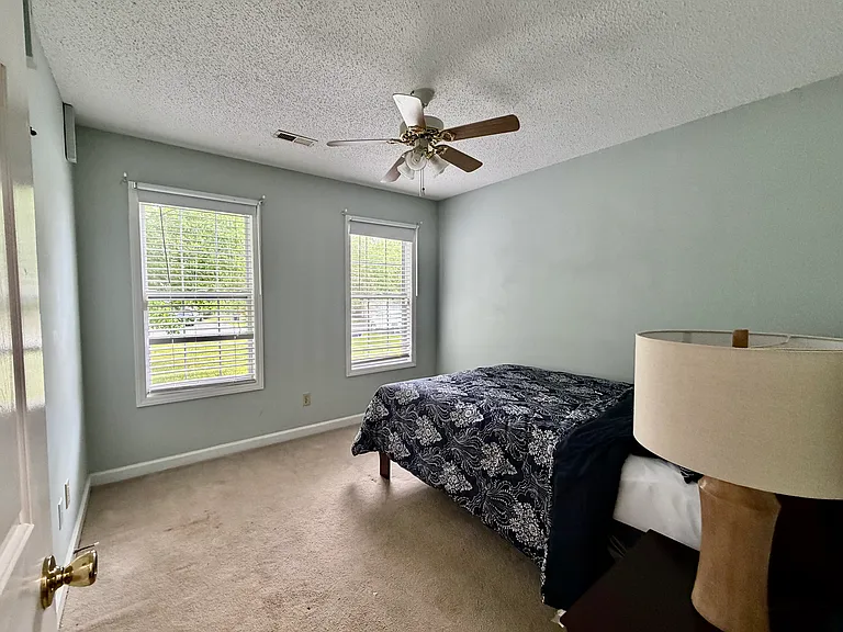 2809 Faircroft Way — Photo 15