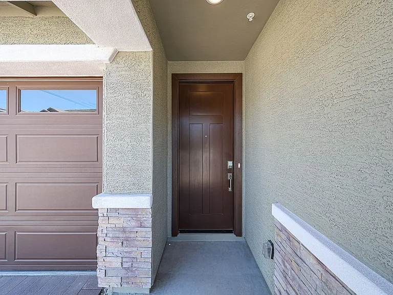 12089 W Calle De Pompas — Photo 4