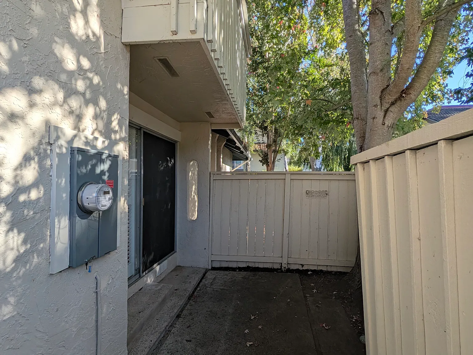 3 bed, 2.5 bath, 1440 sqft, $4,500 — Photo 2
