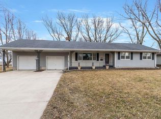 175 N 8th St, Mc Callsburg, IA 50154