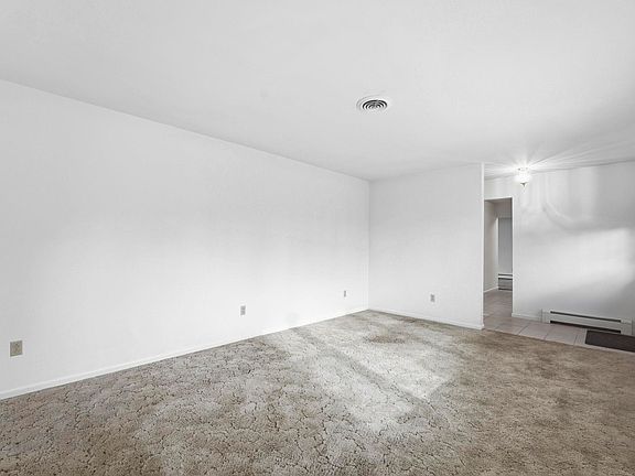 4th image of 3623 Dewberry Dr