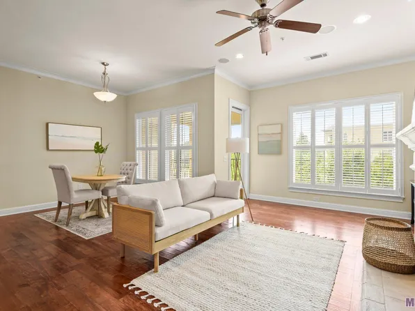 990 Stanford Ave APT 303, Baton Rouge, LA 70808