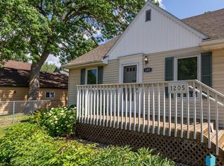 1205 W 6th St, Sioux Falls, SD 57104