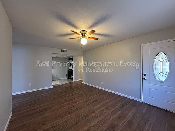 3rd image of 1336 E Mountain View Rd Unit 104