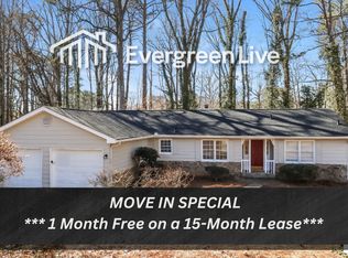 5040 Waterford Dr SW, Mableton, GA 30126