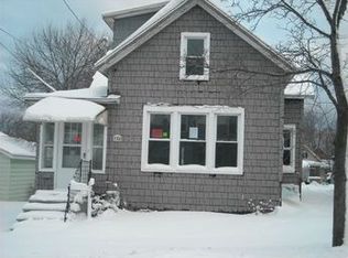 238 2nd Ave, Manistee, MI 49660