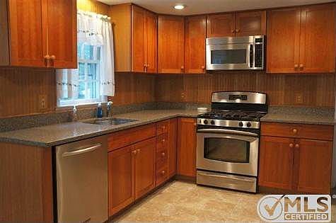 2nd image of 35 Norma Ave