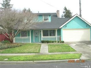 420 Pickwick Dr, Napa, CA 94558