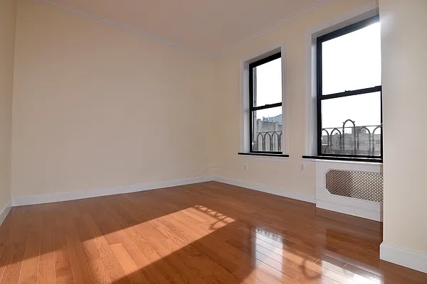 Rented by Triplemint | media 22