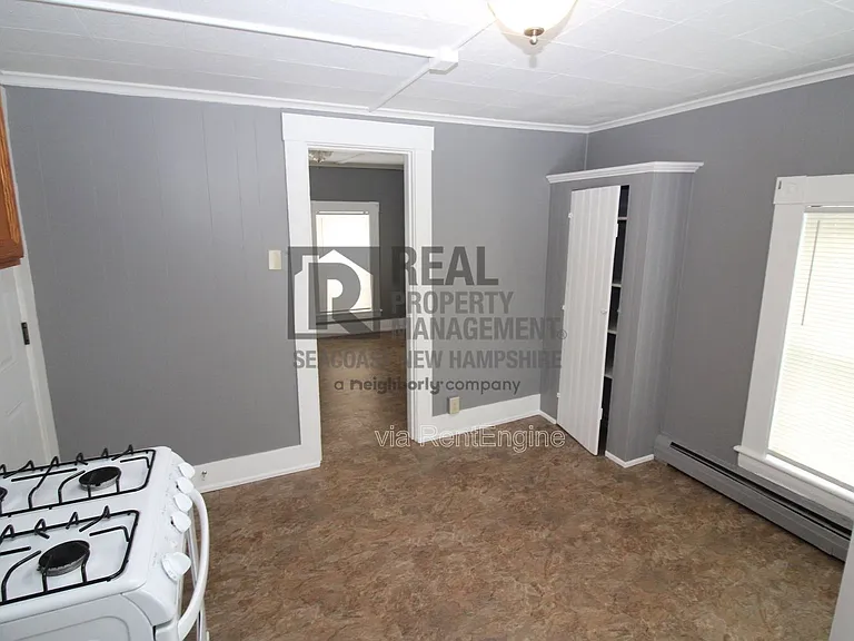 17 Bridge St #4 — Photo 5