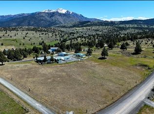 59726 Victorian Ln, John Day, OR 97845