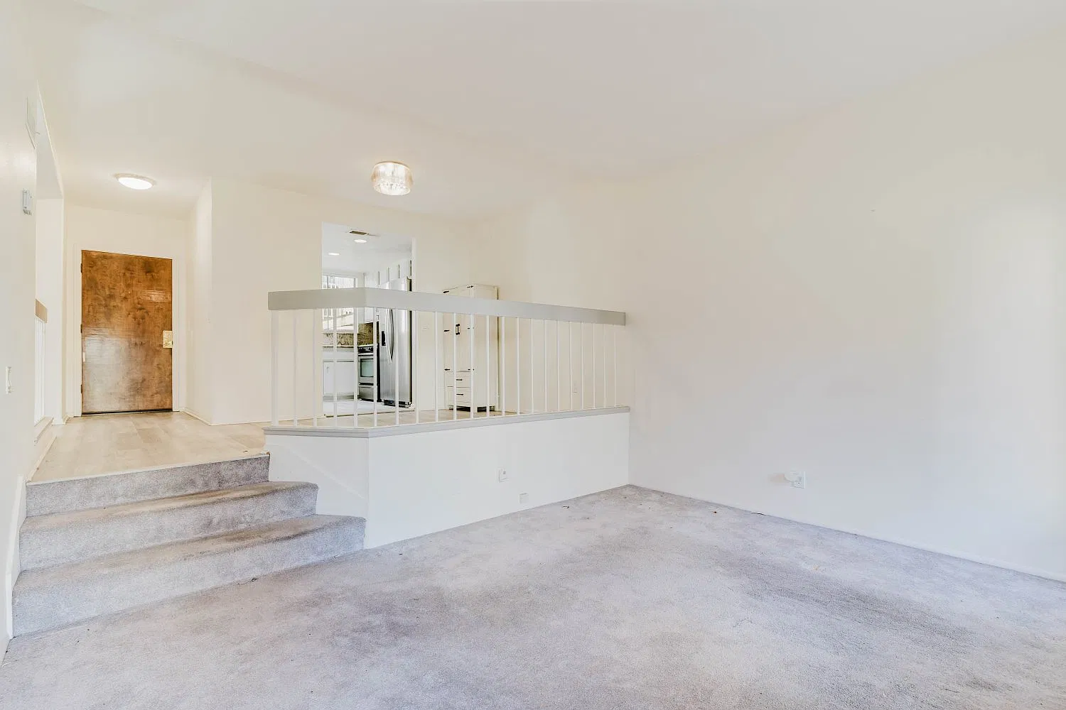 1 bed, 950 sqft, $2,500 — Photo 3