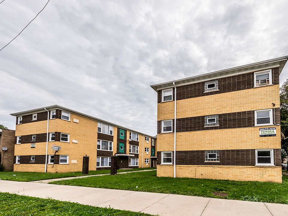 1st image of 8851 S Cottage Grove Ave #3C