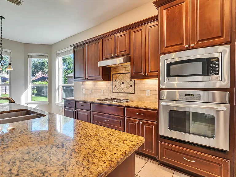 5342 Tyler Park Ln — Photo 23