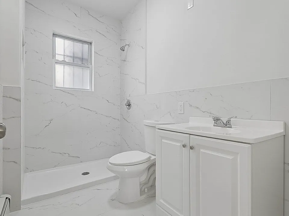 55 Hawkins St #1