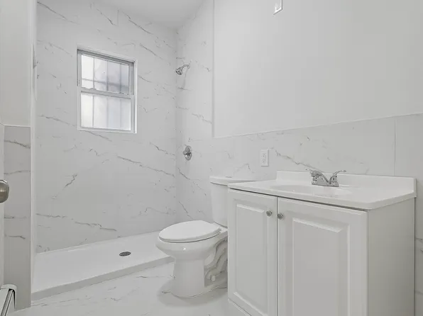 55 Hawkins St APT 1, Newark, NJ 07105