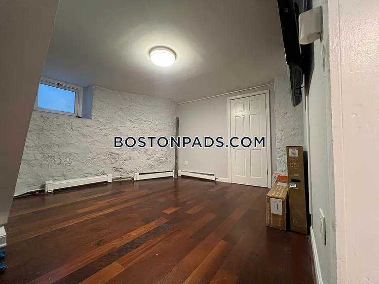 24 Farrington Ave #1 — Photo 9