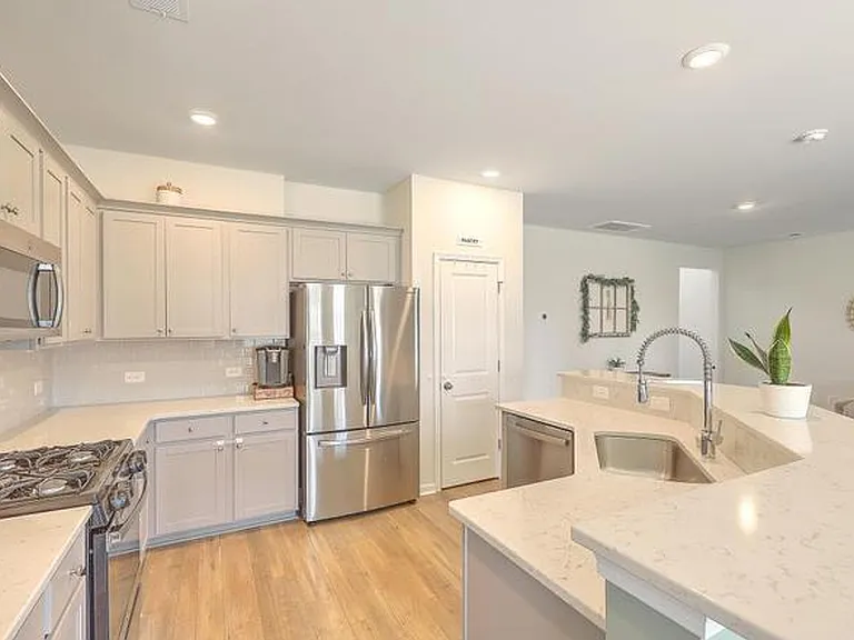 115 Sequoia Ln — Photo 25