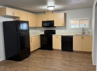 8792 Umatilla St NE #A, Salem, OR 97305