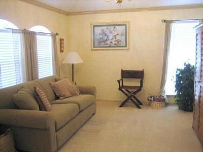 5th image of 106 Island Cir