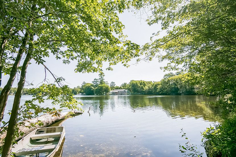 1194 Sassaquin Ave, New Bedford, MA 02745 Zillow