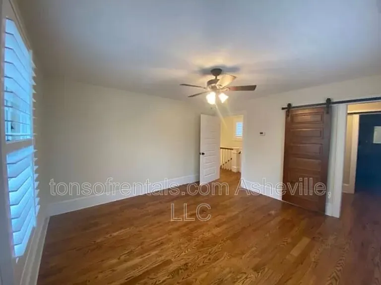 240 S Beaumont St — Photo 17