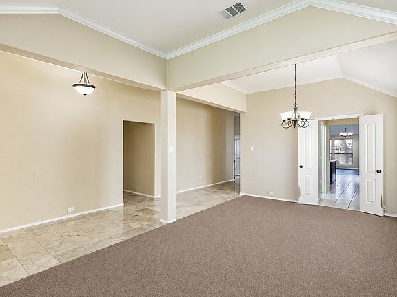 5th image of 3812 Acacia Trl