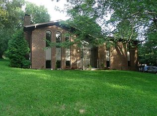 2961 Guffey Rd, North Huntingdon, PA 15642