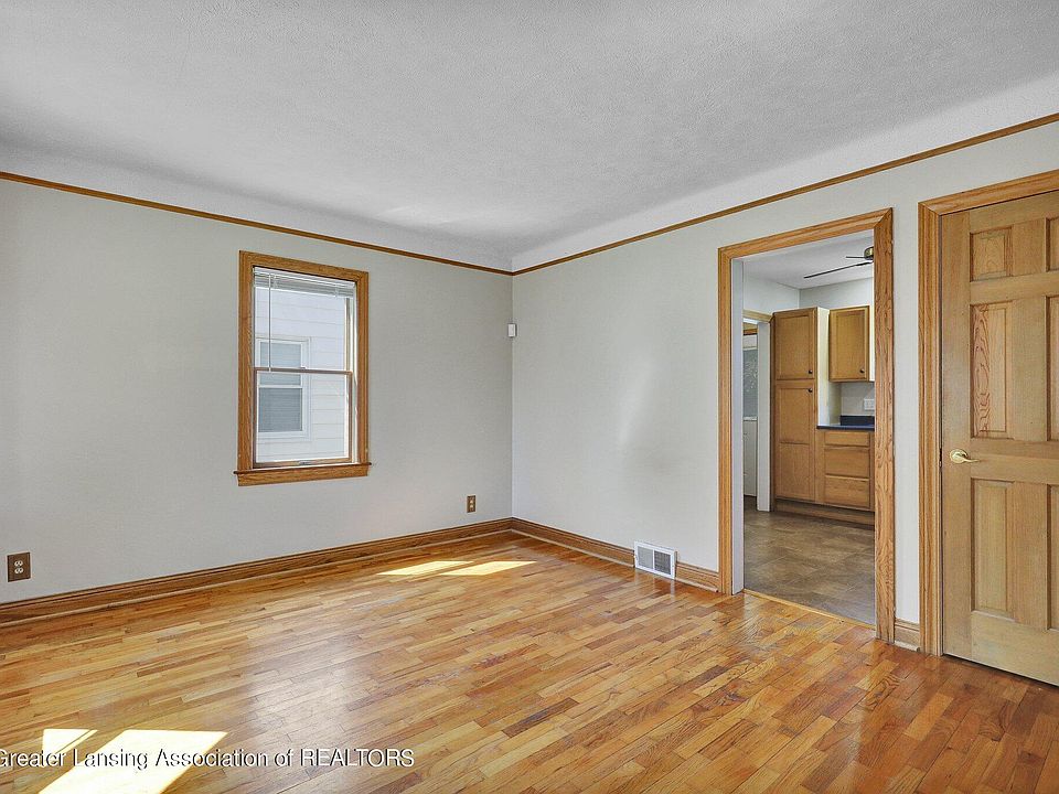 1207 Cleo St, Lansing, MI 48915 Zillow