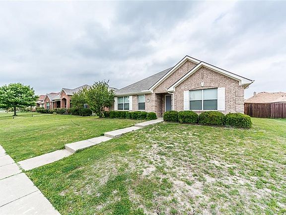 2nd image of 107 Rockbrook Dr