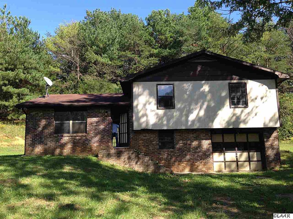 1st image of 120 West Dr