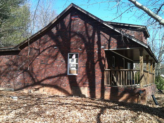 4th image of 1628 Poplar St NW