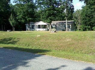 7062 Topsy Rd, Waynesboro, TN 38485