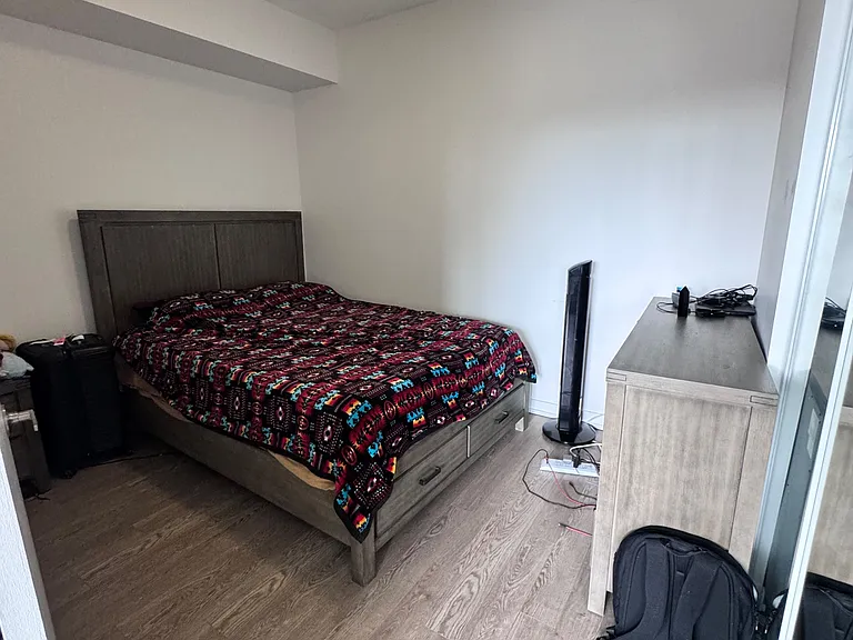 2055 Danforth Ave #213 — Photo 5
