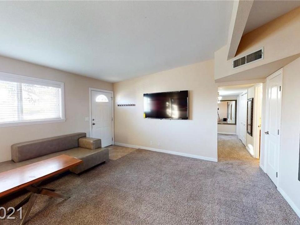 1st image of 890 Jeri Ln