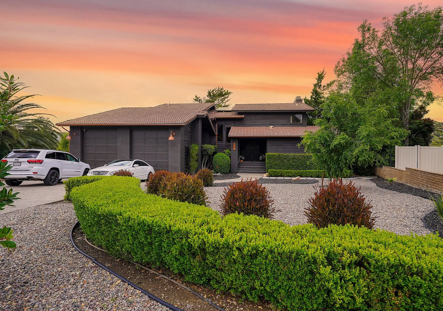 Stunning Executive Style home on 18th hole of San Vicente Golf Course — Photo 1